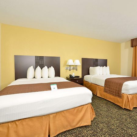 Best Western Elyria Szoba fotó