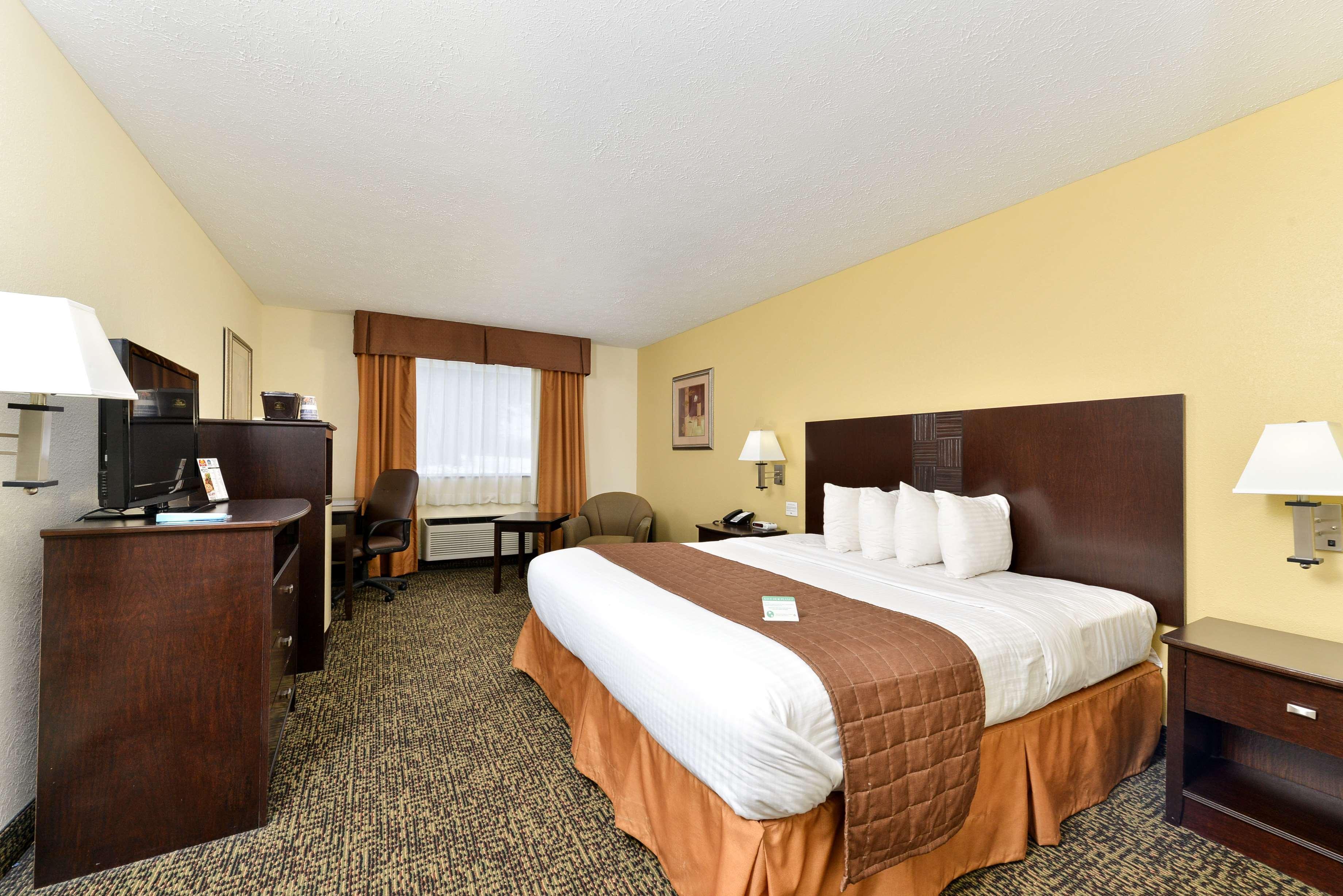 Best Western Elyria Kültér fotó