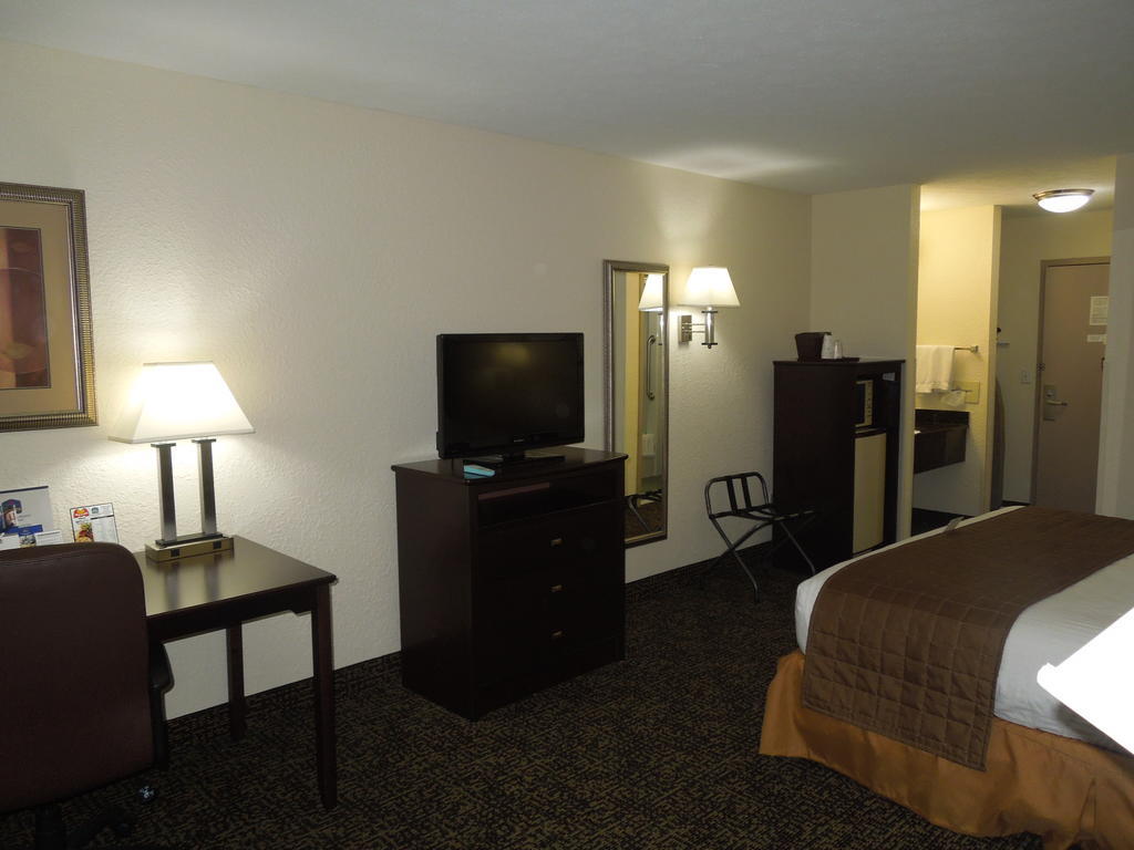 Best Western Elyria Kültér fotó