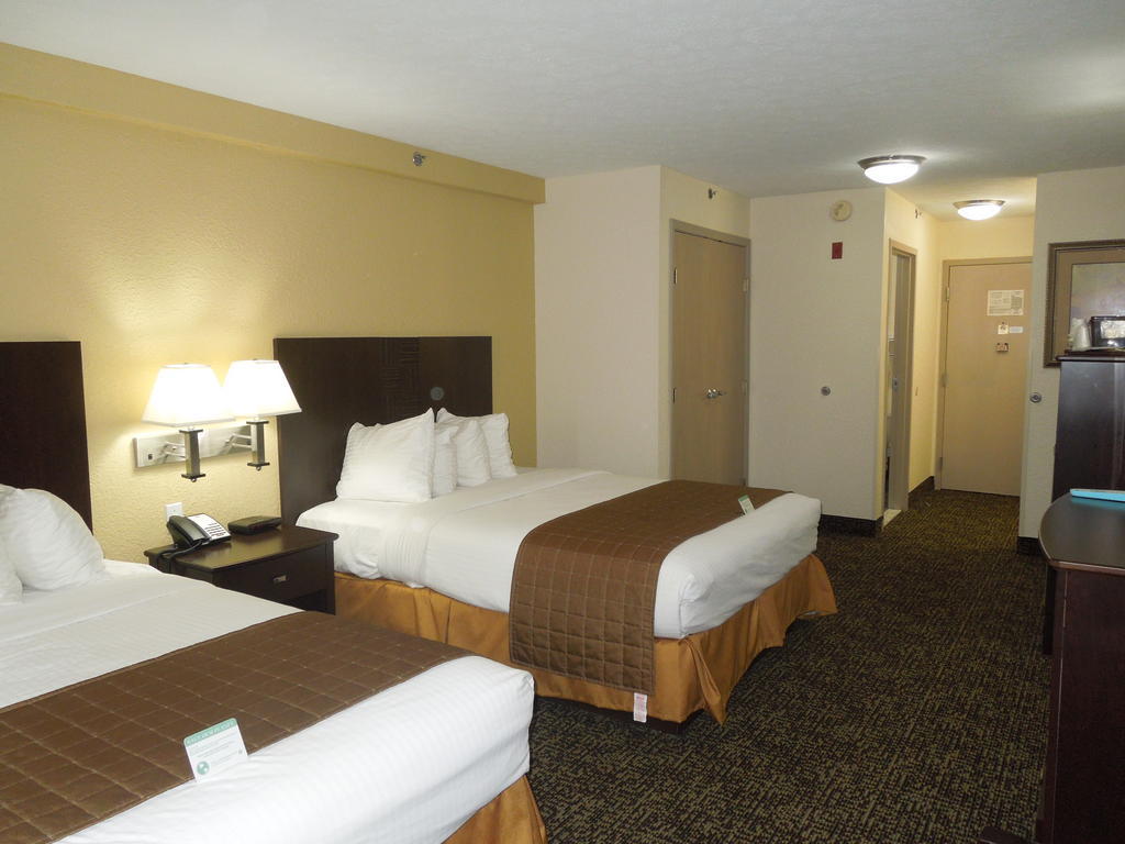 Best Western Elyria Kültér fotó